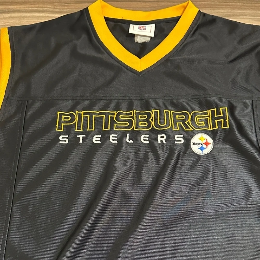 Pittsburgh Steelers Jersey Mens M Black Y2K NFL Football Blank Logo